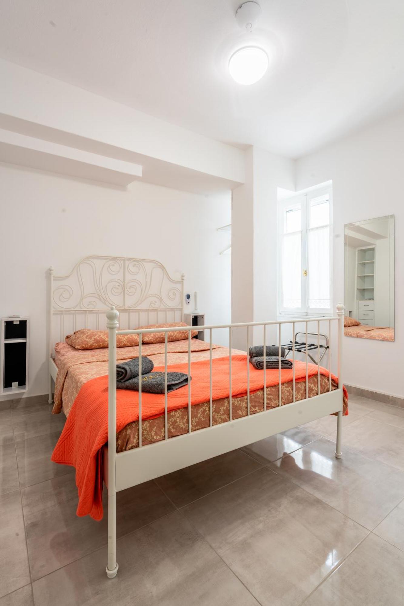 Psiri Gem From In Vivo Apartments- Spacious 1St Floor Apartment With Balcony In Athens' Historic Center Exteriér fotografie